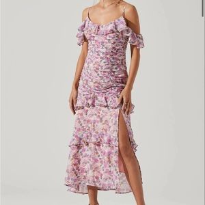 ASTR the label, DAISY DELL FLORAL RUFFLE COLD SHOULDER MIDI DRESS